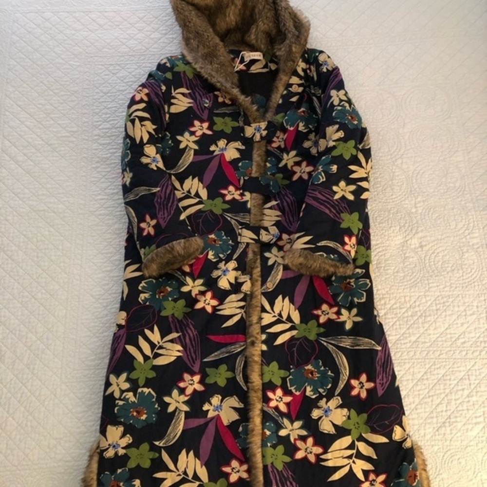 LZJN long hooded trench coat. One size.